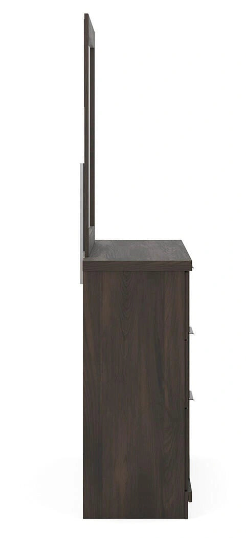 Shaehartin Dresser