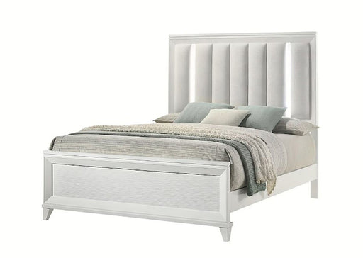 Crown Mark Furniture Cressida King Upholstered Panel Bed in White B7300-K image