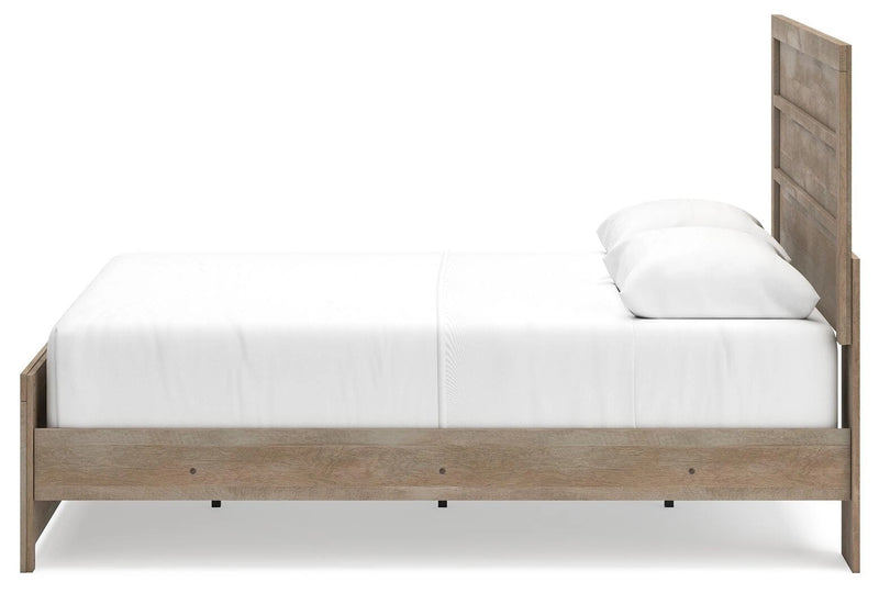 Gachester Panel Bed