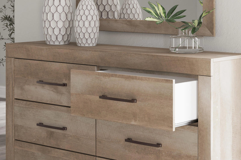 Gachester Dresser